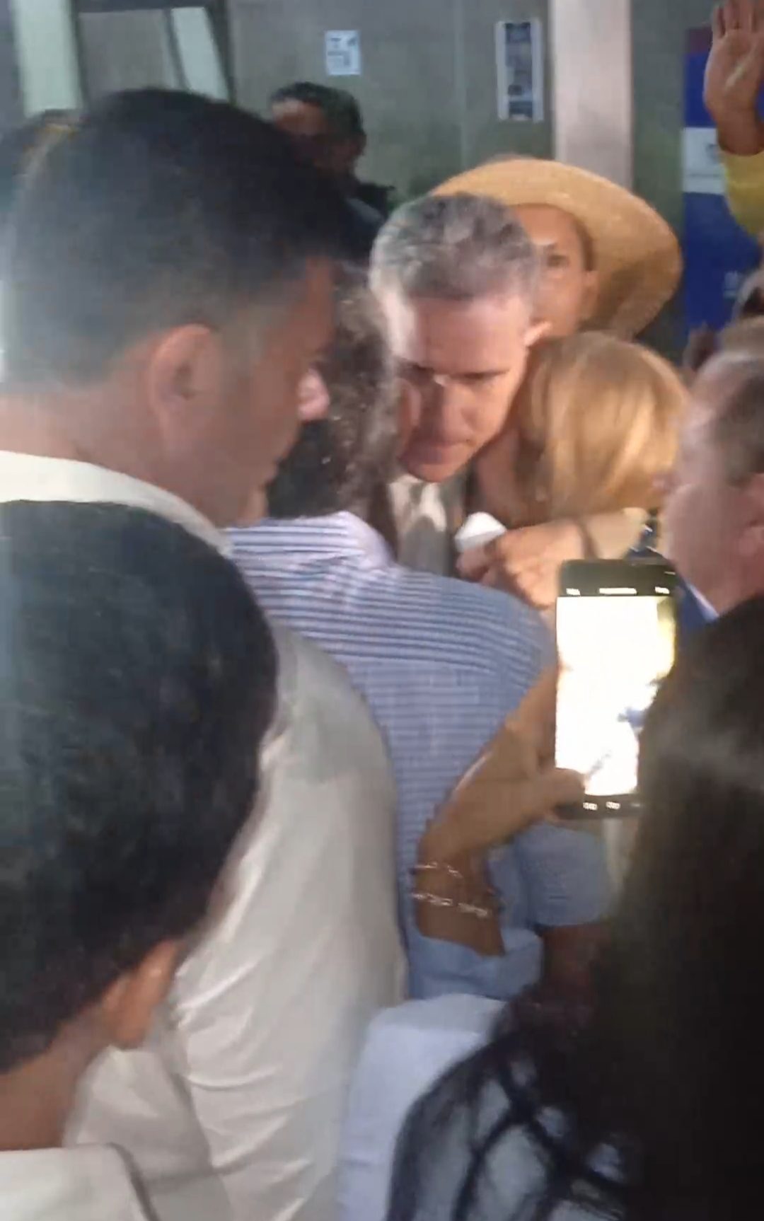 (VENEZUELA) LIBERAN AL EXALCALDE DE TORRES JAVIER OROPEZA (+VIDEO)