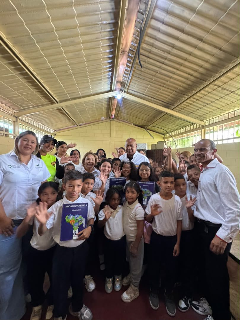 (VENEZUELA) EN LARA: GOBERNADOR REYES REYES INICIÓ PERIODO ESCOLAR 2026-2027 EN LA…