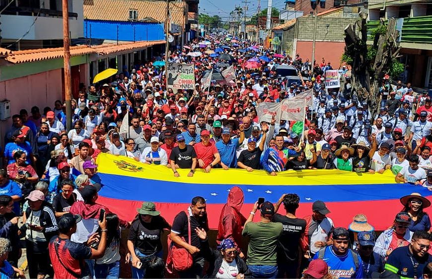 (VENEZUELA) GRAN MOVILIZACIÓN EN LARA EN APOYO A LA PRESIDENTA ENCARGADA DELCY RODRÍGUEZ POR SU PARTICIPACIÓN EN LA ONU