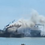 (CHINA) 20 FALLECIDOS DEJA INCENDIO DE CARGUERO EXTRANJERO EN EL ESTE DEL GIGANTE ASIÁTICO
