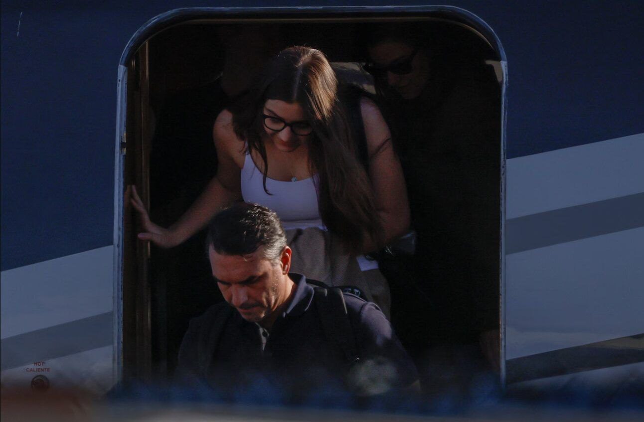 (MUNDO) FLÁVIO BOLSONARO LLEGA A MIAMI LUEGO DE SALIR DE SU PAÍS…
