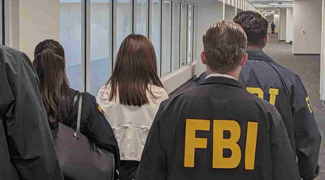 (EEUU) FBI CAPTURÓ A PRESUNTA AGENTE CHINA SEÑALADA DE ESPIONAJE