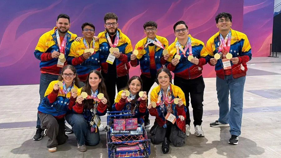 (MUNDO) VENEZUELA SE CORONÓ BICAMPEÓN MUNDIAL DE ROBÓTICA E INTELIGENCIA ARTIFICIAL EN…