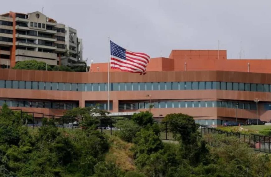 (VENEZUELA) EMBAJADA DE EEUU OPERA CON TODO SU PERSONAL EN CARACAS