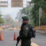 (COLOMBIA) MILITARIZAN PARTE DE LA FRONTERA CON VENEZUELA LUEGO DE ASESINATO DE POLÍTICO