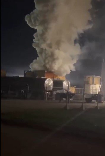 (EEUU) EXPLOSIÓN DE UN TANQUE DE PRODUCTOS QUÍMICOS PROVOCA EVACUACIONES (+VIDEOS)