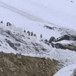 (CHILE) DOS MINEROS FALLECIERON ATRAPADOS POR UN ALUD DE BARRO Y NIEVE