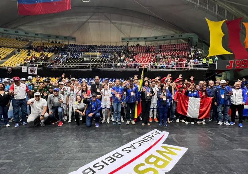 (VENEZUELA) BARQUISIMETO SE VISTE DE GALA: INAUGURADO EL II PANAMERICANO DE BÉISBOL 5 EN EL DOMO BOLIVARIANO