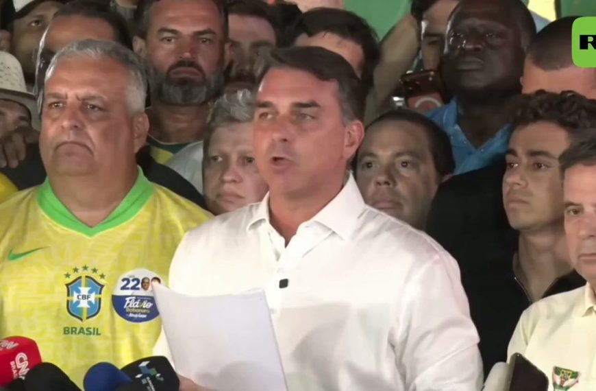 (BRASIL) FLÁVIO BOLSONARO NO RECONOCE EL TRIUNFO DE LULA Y PEDIRÁ ANULACIÓN DE LOS COMICIOS