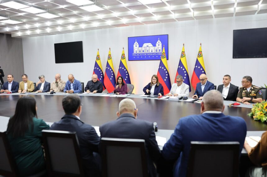 (VENEZUELA) PRESIDENTA RODRÍGUEZ GARANTIZA PERNIL NAVIDEÑO PARA LOS VENEZOLANOS